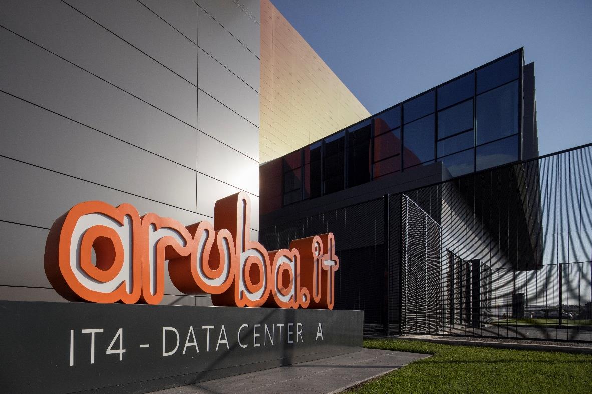 Il Ministero delle Imprese e del Made in Italy in visita al data center campus di Aruba a Roma